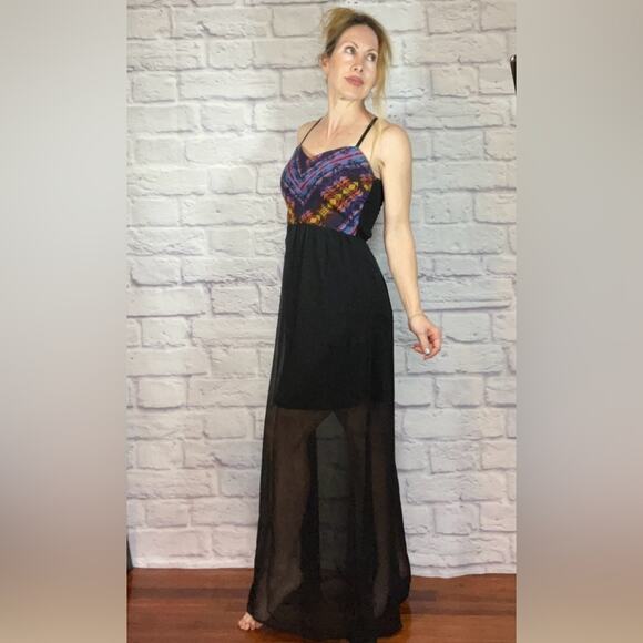 Maurice’s aztec style maxi dress - Picture 1 of 10